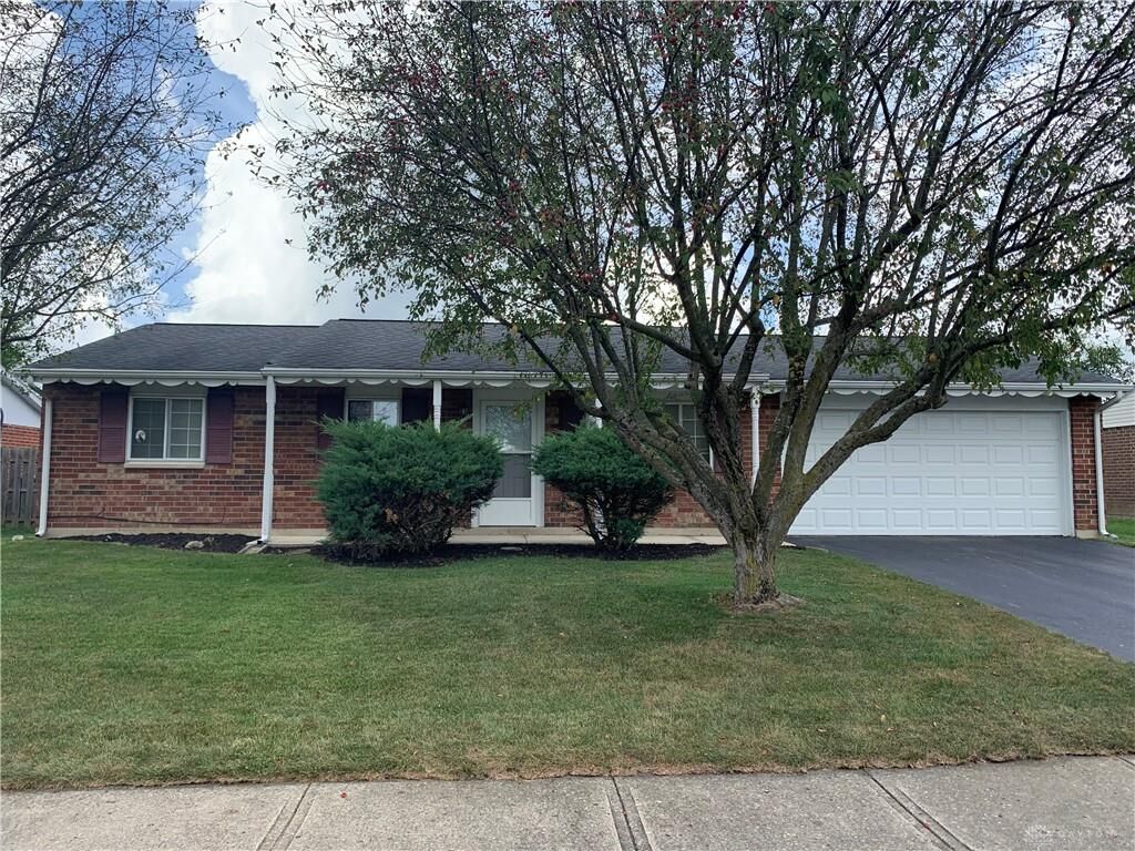 Property Photo:  120 Kings Chapel Drive  OH 45373 
