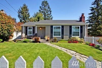 Property Photo:  11426 Marine View Dr SW  WA 98146 