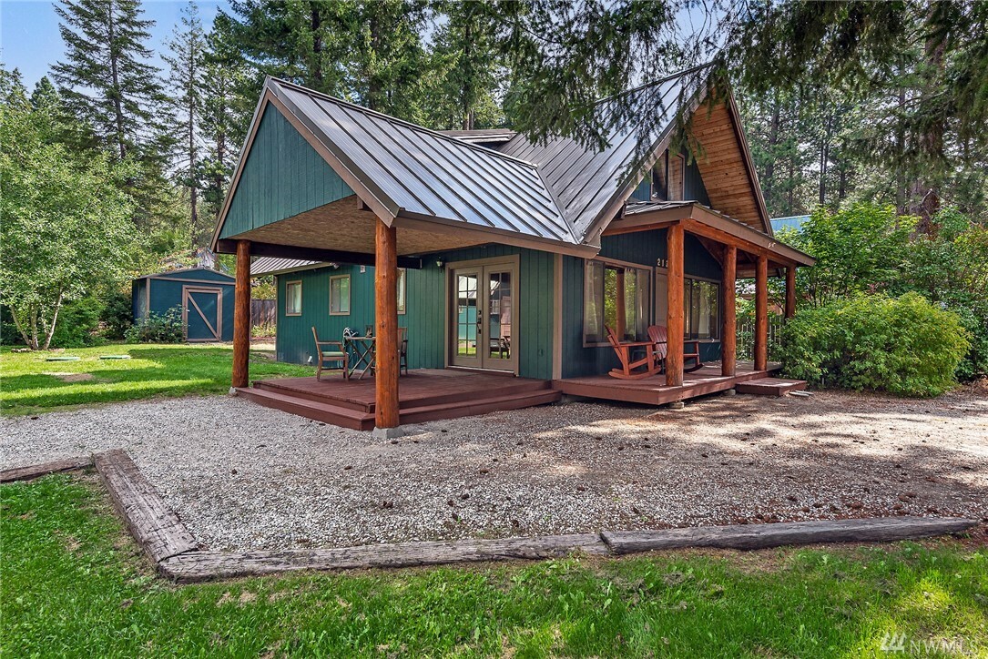 Property Photo:  21313 Stetson Rd  WA 98826 