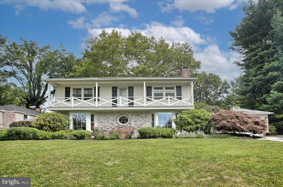 Property Photo:  417 Country Club Road  PA 17011 