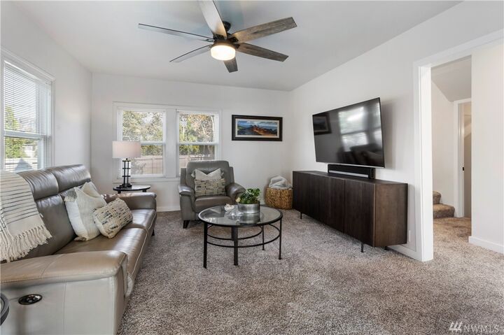 Property Photo: 8401 41st Ave SW WA 98136