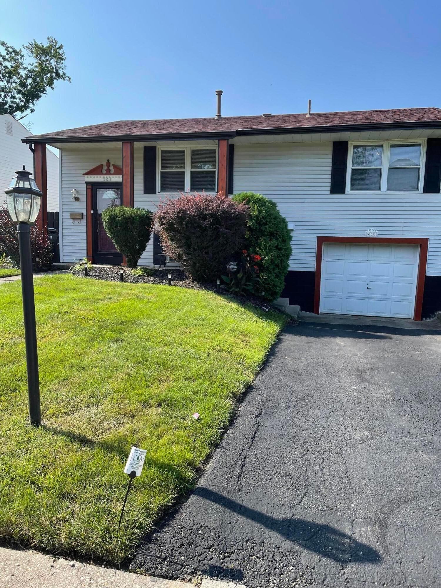 Property Photo:  581 Harland Drive  OH 43207 