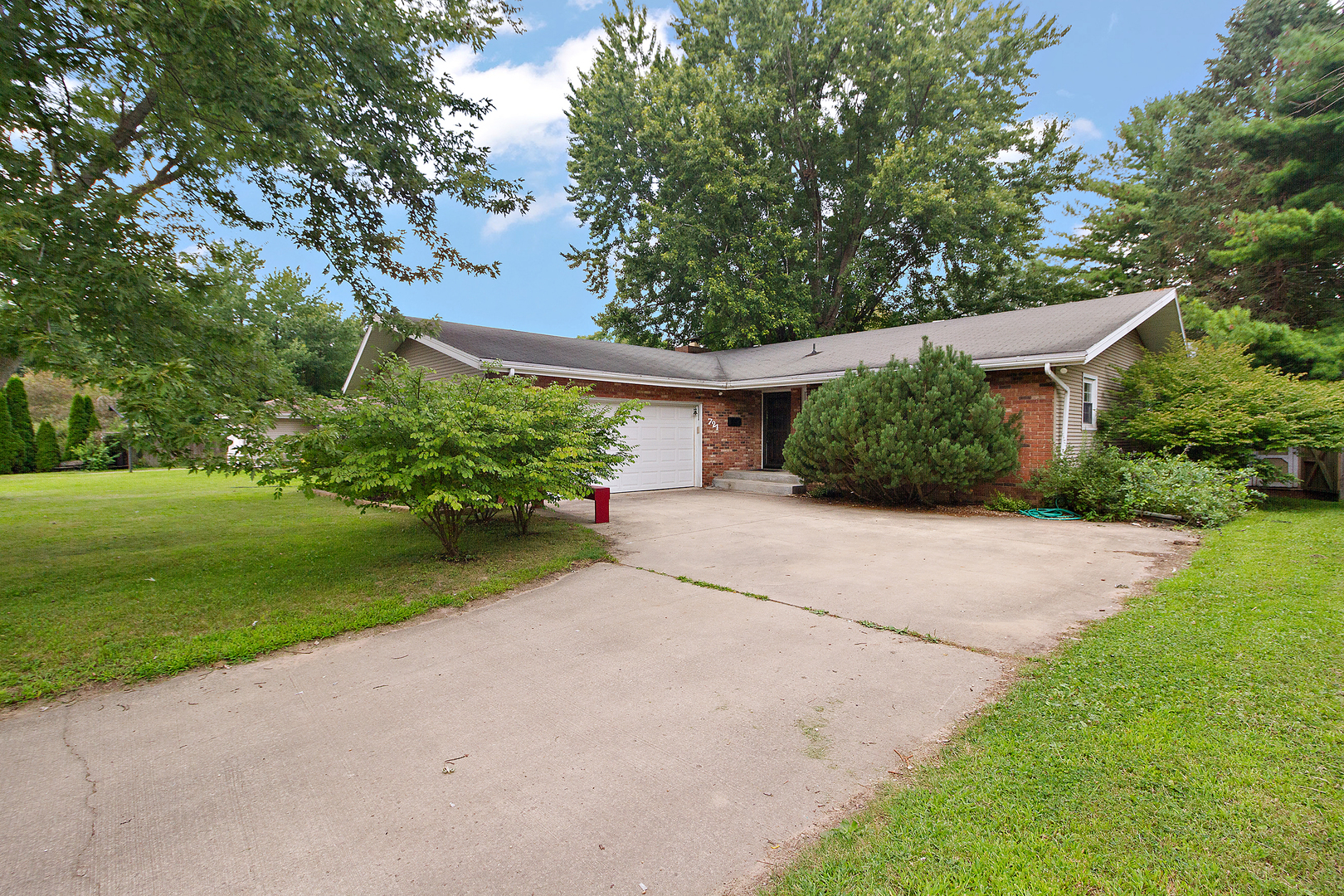 Property Photo:  721 Stockton Heights Drive  IL 60914 