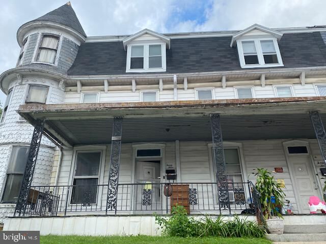 Property Photo:  32 S Main Street  PA 17356 