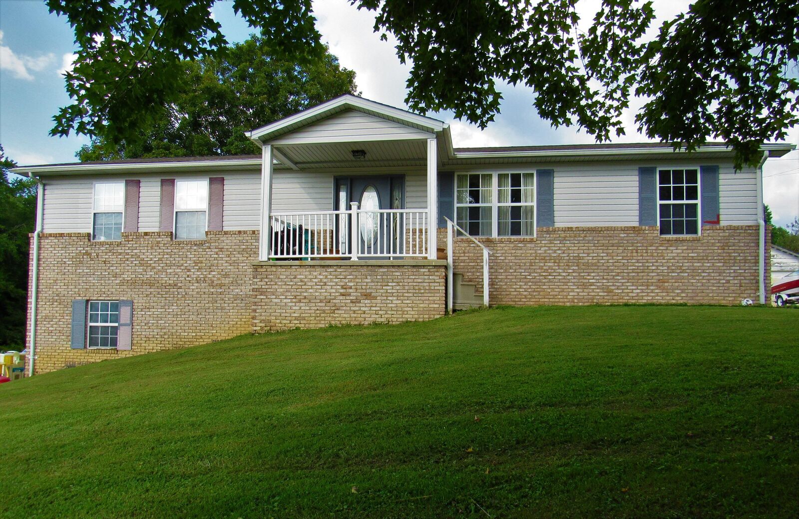 Property Photo: 4529 Knoxville Hwy TN 37840