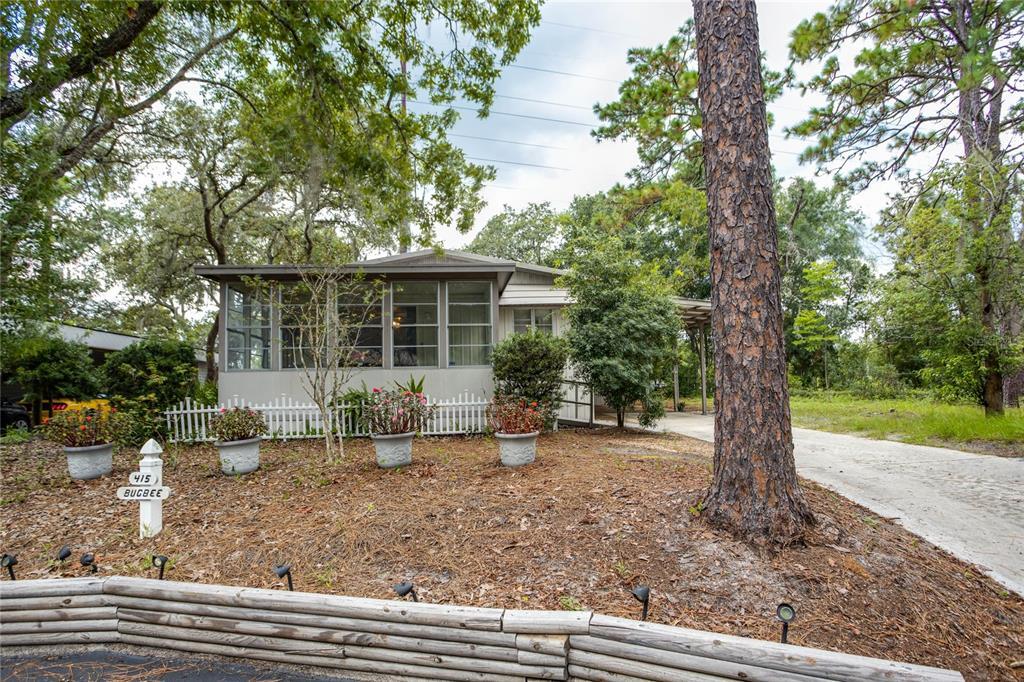 Property Photo: 415 N Plantation Boulevard FL 32746