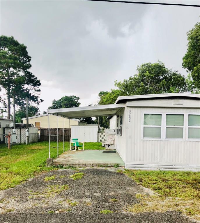 Property Photo:  39107 Hillcrest Drive  FL 33542 