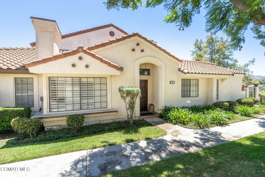 Property Photo:  338 Country Club Drive D  CA 93065 