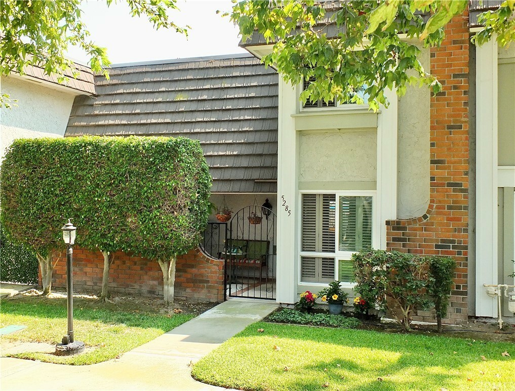 Property Photo:  5285 Charing Cross Road  CA 92683 