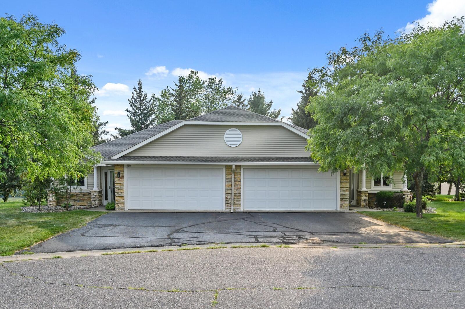 Property Photo:  1104 Balsam Court 20B  WI 54017 
