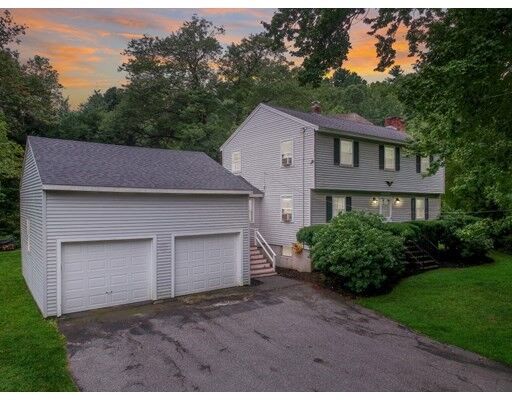 Property Photo:  989 Salem St  MA 01845 