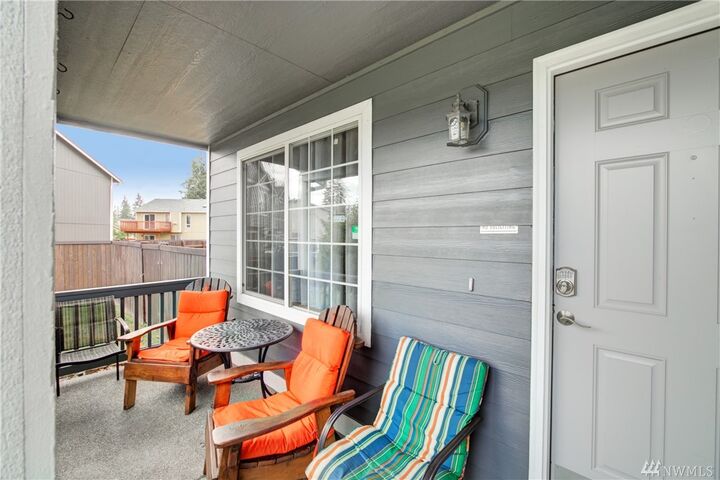 Property Photo:  4612 211th St E  WA 98387