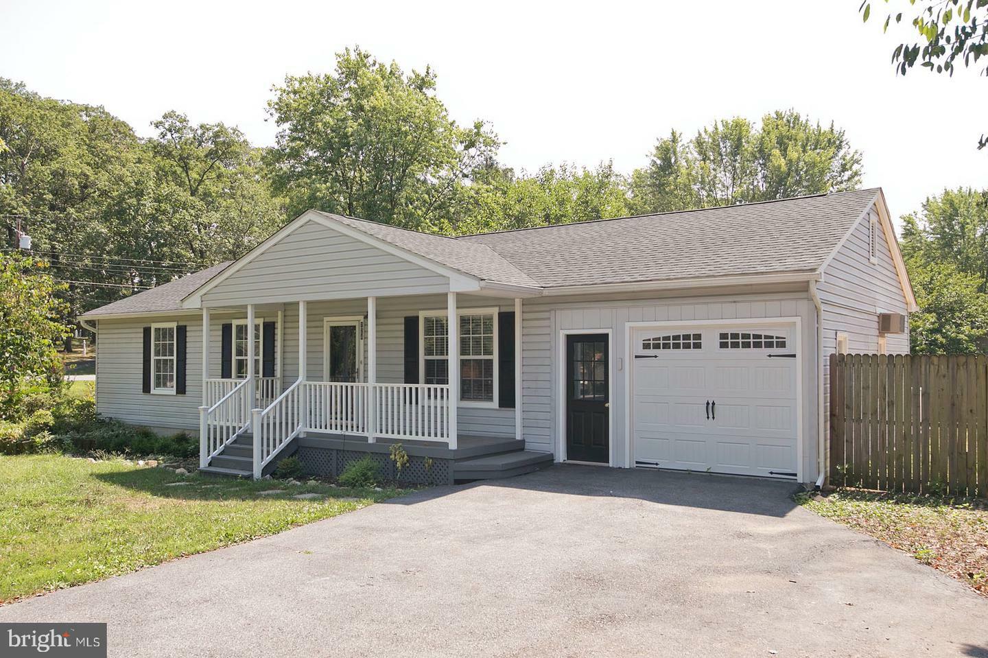 Property Photo:  124 Greenwood Avenue  VA 22602 