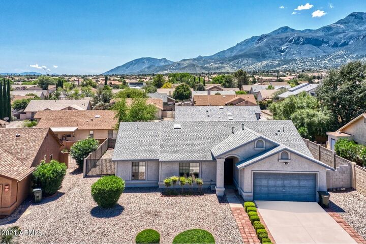 Property Photo: 2490 Golden Eagle Drive AZ 85650