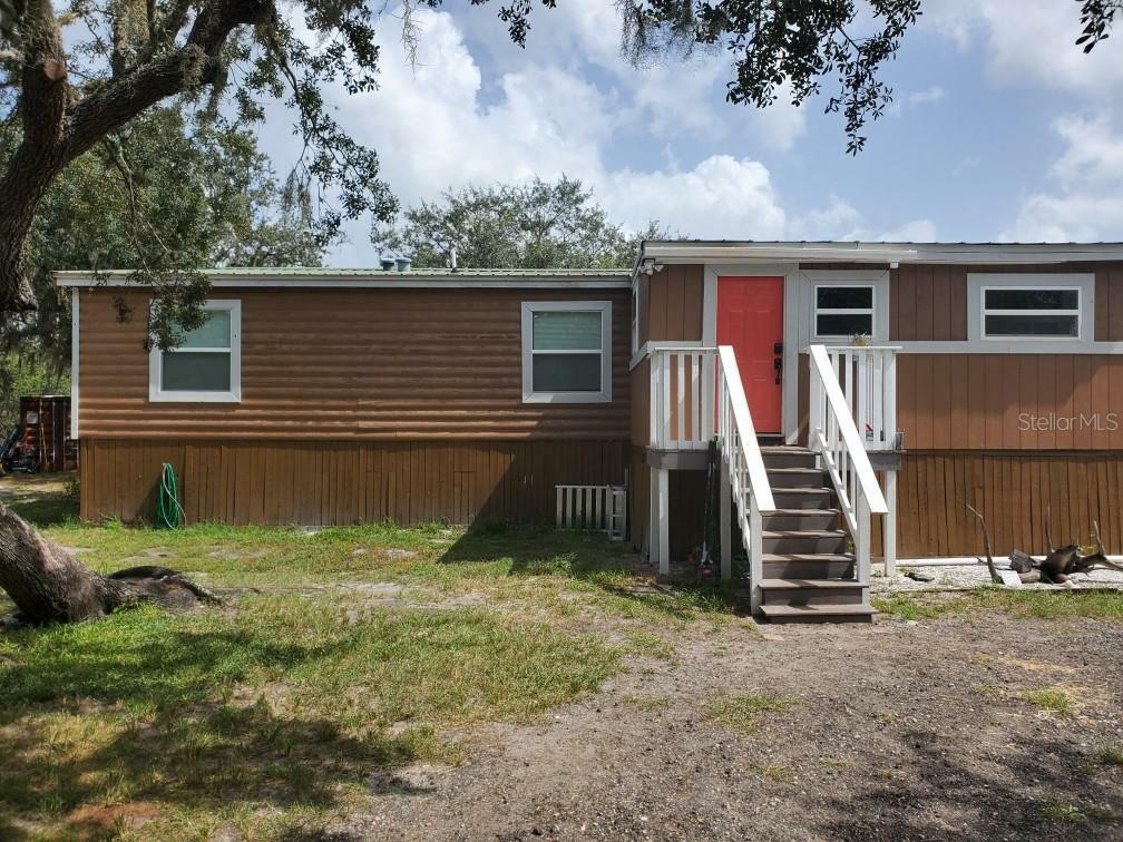 Property Photo:  4920 Allison Avenue  FL 33859 