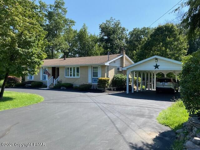 Property Photo: 2762 Mountain Road PA 18360