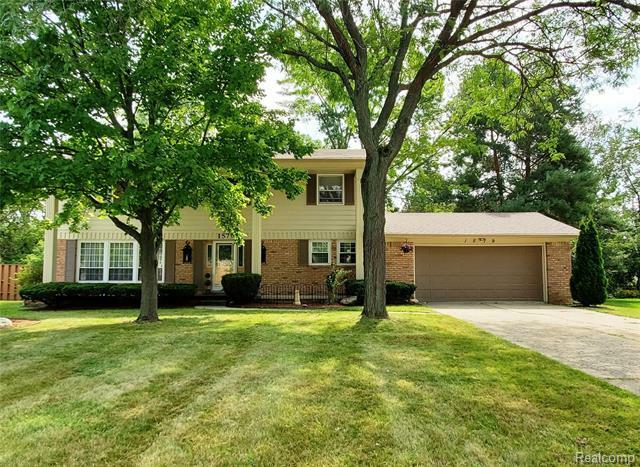 Property Photo:  1579 Apple Creek Trail  MI 48439 