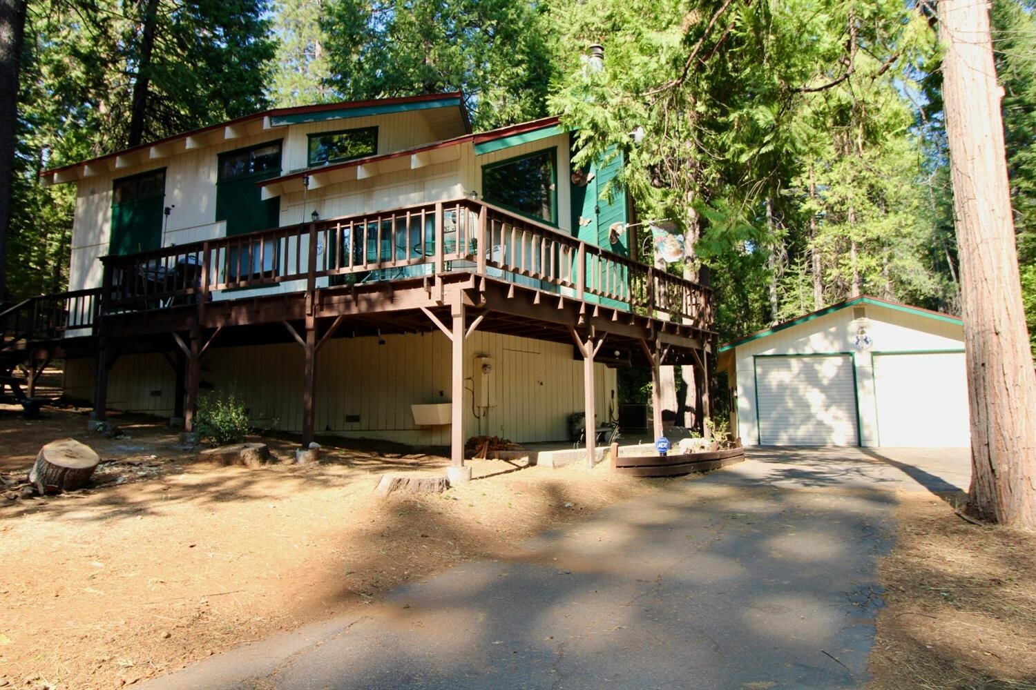 Property Photo:  1937 Tamarack Drive  CA 95223 