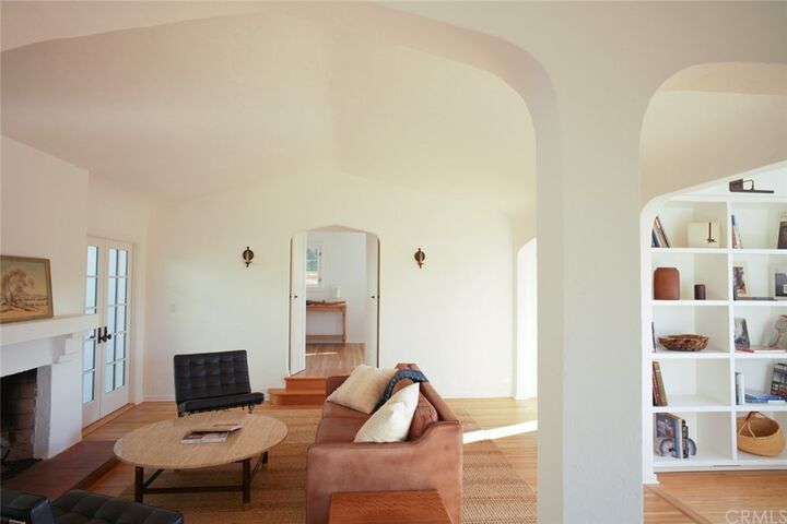 Property Photo: 1941 Redesdale Avenue CA 90039