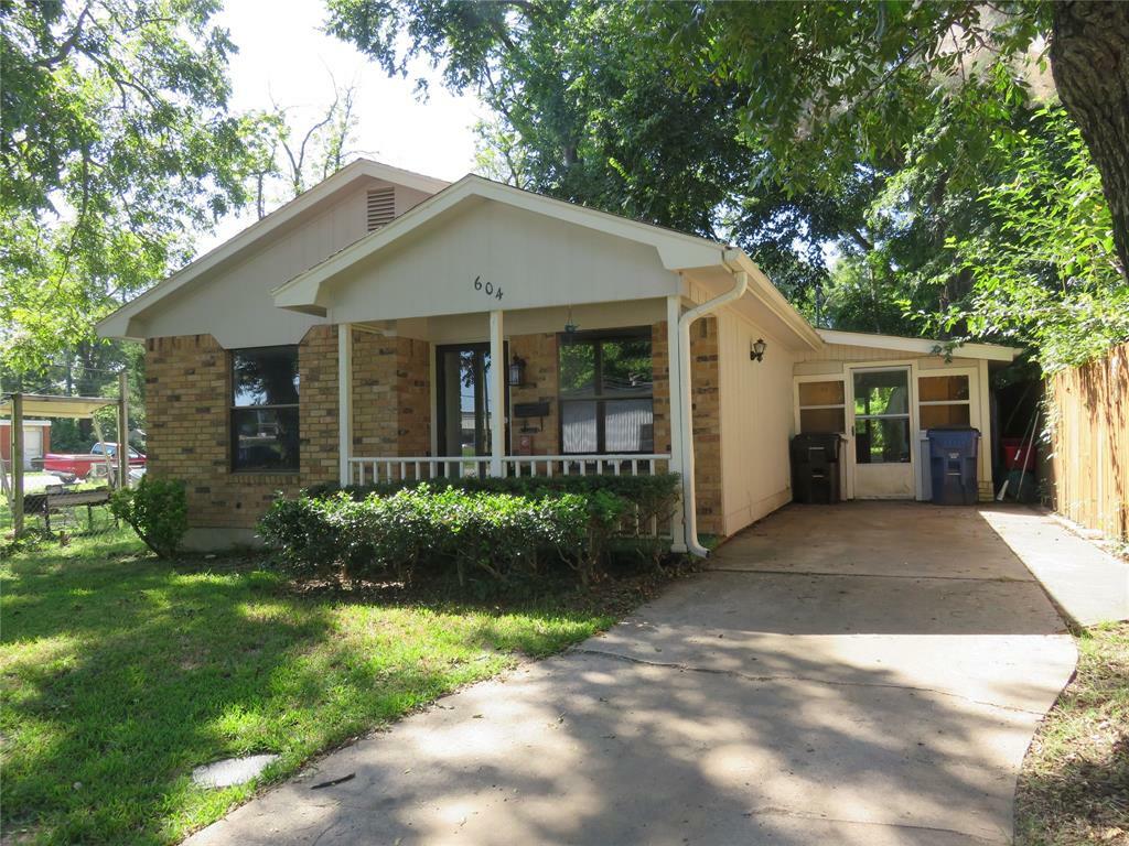 604 W Day Street  Denison TX 75020 photo