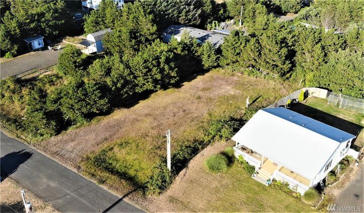 Property Photo: 1316 Salt Aire Blvd WA 98547