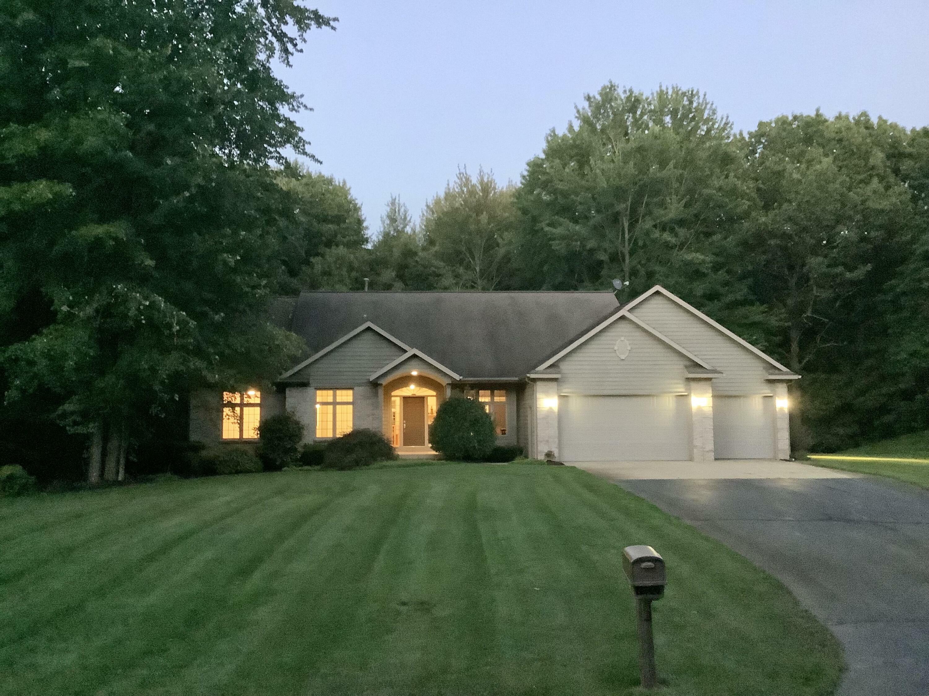 4073 Sandy Ridge Drive  Dorr MI 49323 photo