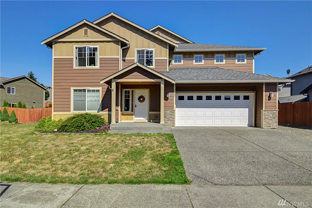 17827 81st Dr NE  Arlington WA 98223 photo