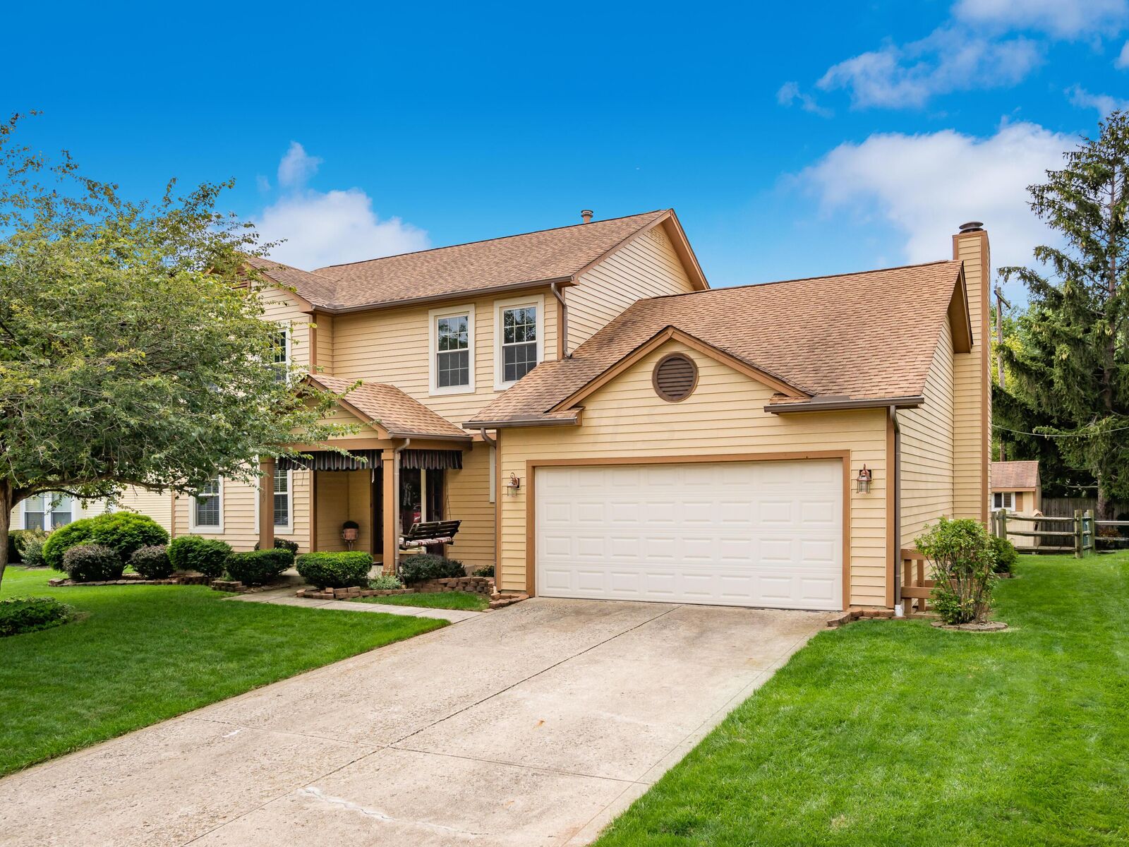 Property Photo: 1127 Crestview Street OH 43068