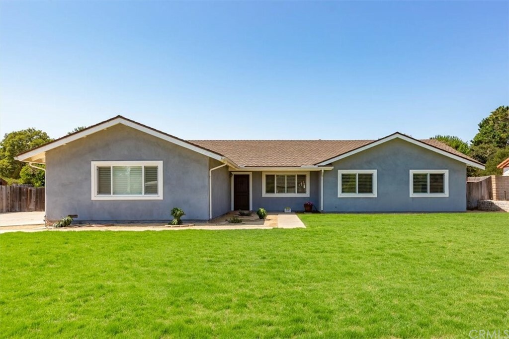 Property Photo:  2981 Oak Pointe Drive  CA 93436 