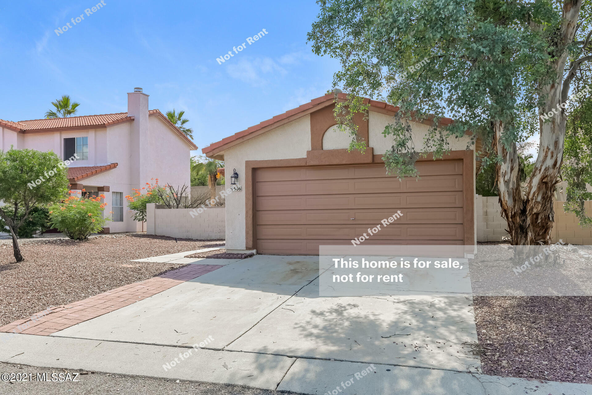 Property Photo:  9506 N Albatross Drive  AZ 85742 