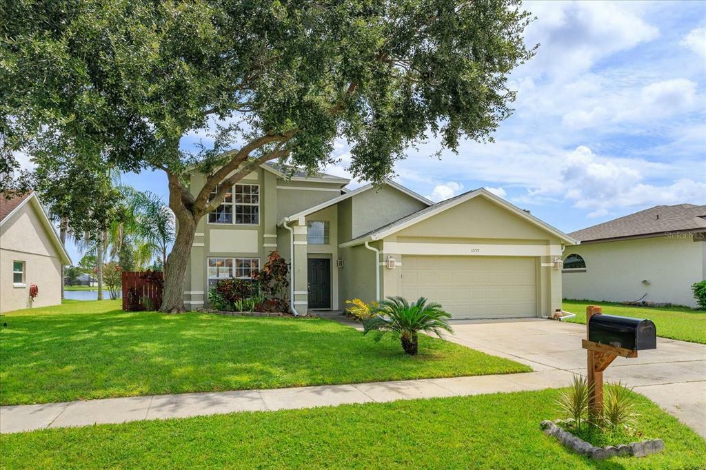 Property Photo:  12239 Dickenson Lane  FL 32821 