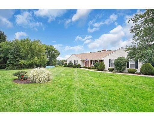 Property Photo:  103 Pinney Road  CT 06071 