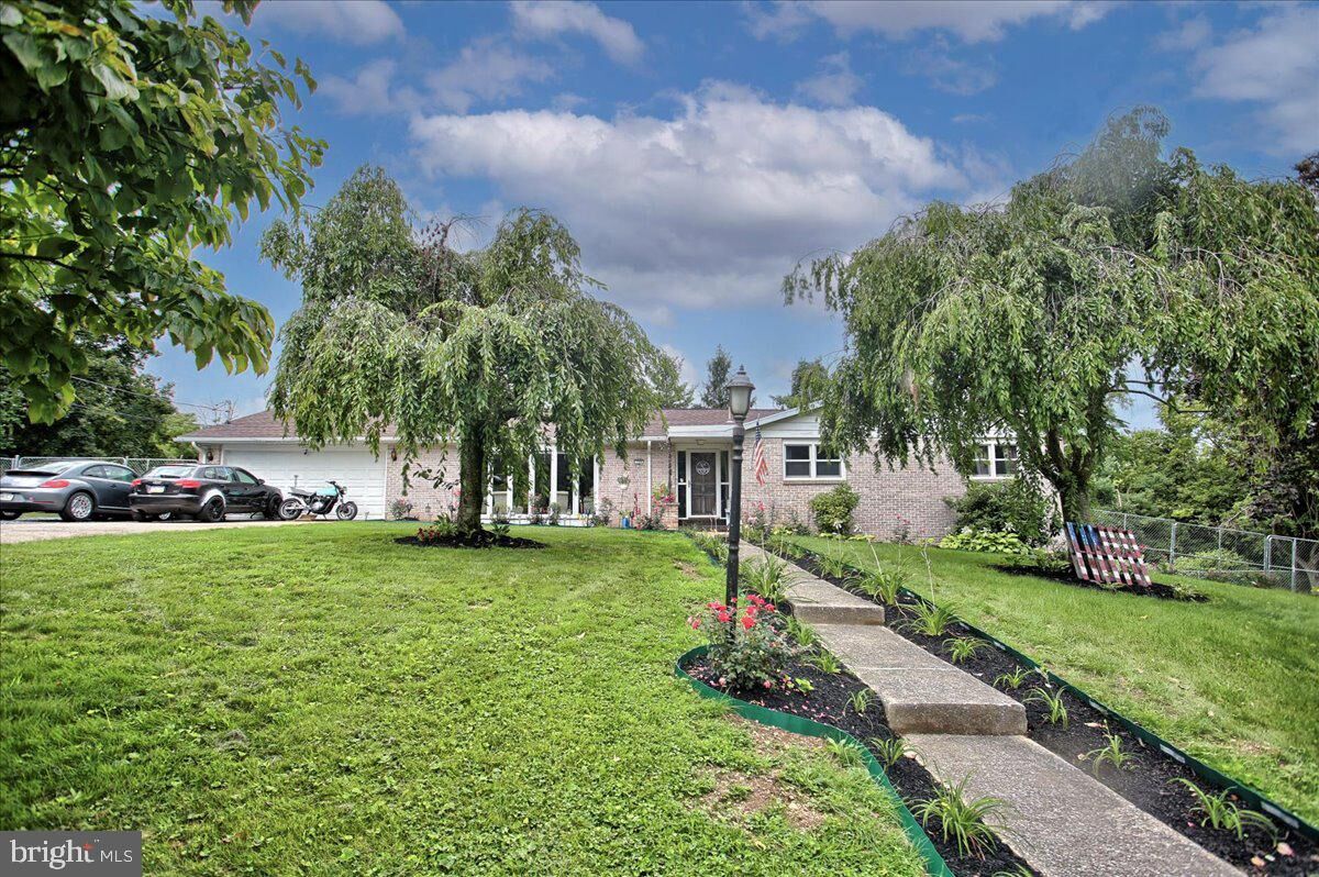 Property Photo: 720 N 67th Street PA 17111