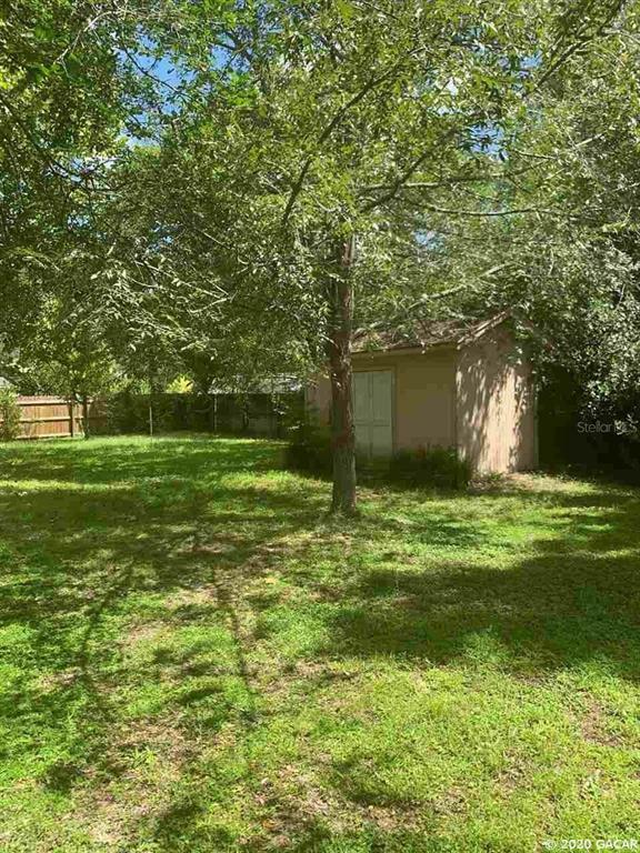 Property Photo:  2915 NW 55th Boulevard  FL 32606 