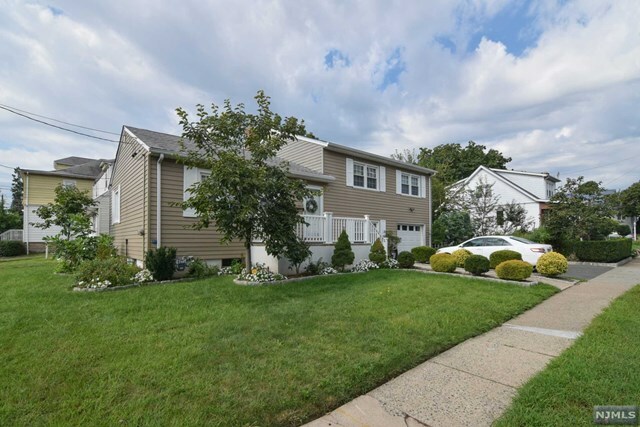 Property Photo:  5 Columbia Avenue  NJ 07110 