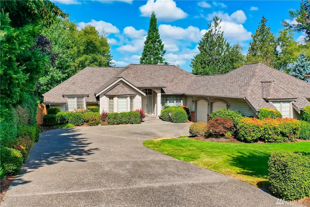 Property Photo:  1726 Brookmonte Dr SE  WA 98372 