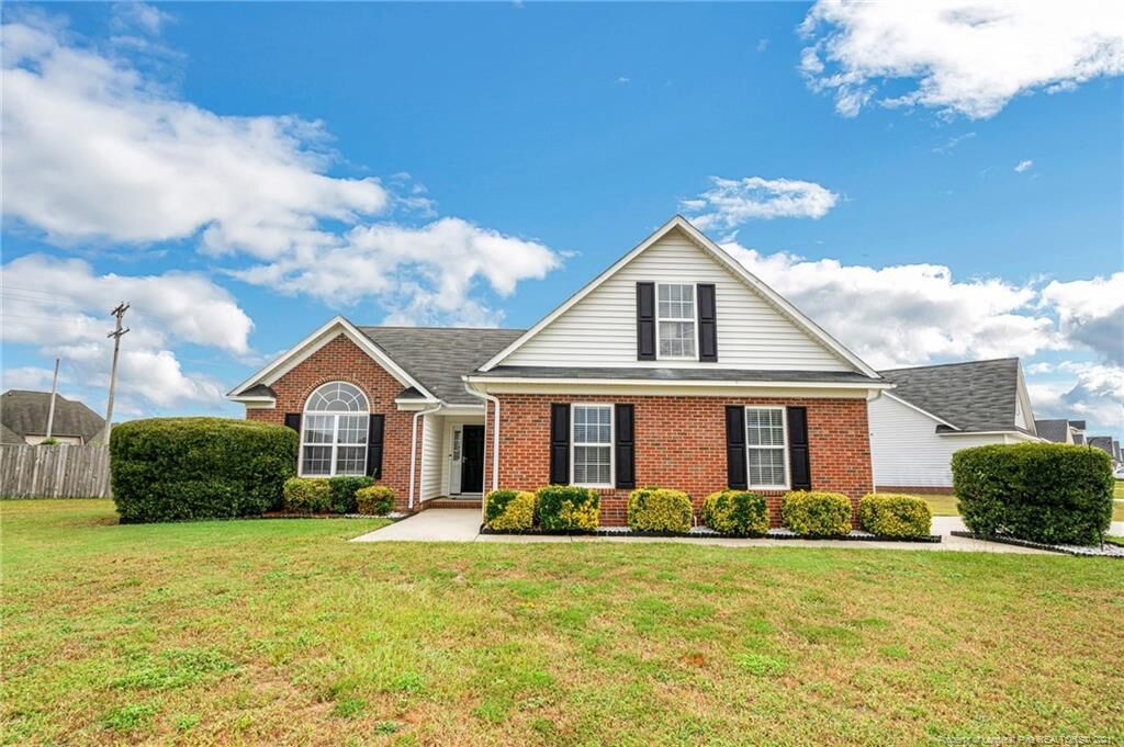 Property Photo:  1964 Yellowbrick Road  NC 28314 