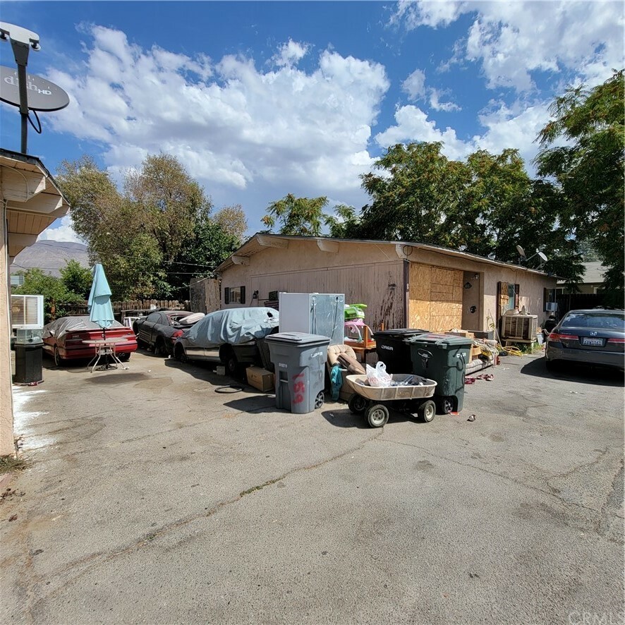 Property Photo:  157 N Sheriff Avenue  CA 92583 