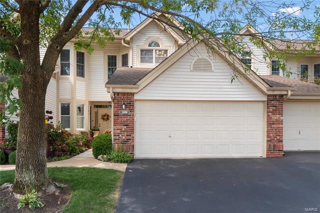 Property Photo: 1119 Field Pointe Lane 63146