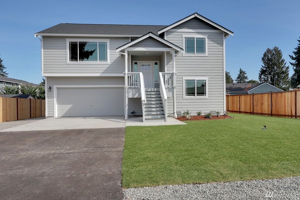 Property Photo: 13619 8th Av Ct S WA 98444