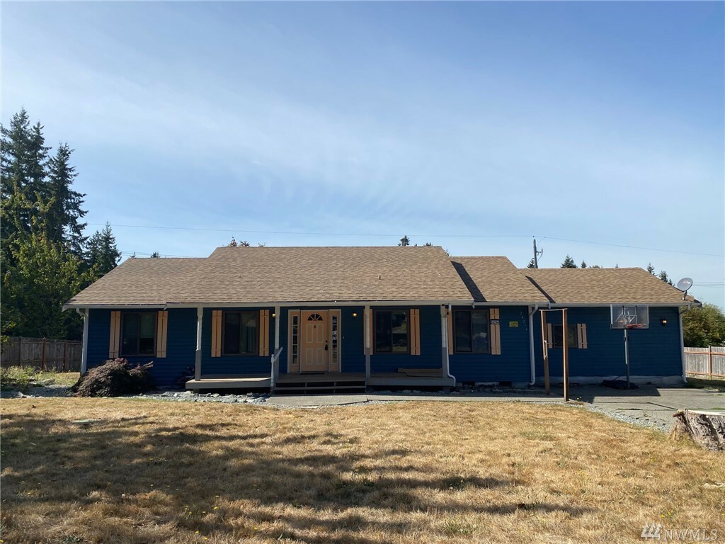 Property Photo:  24214 102nd Av Ct E  WA 98338 