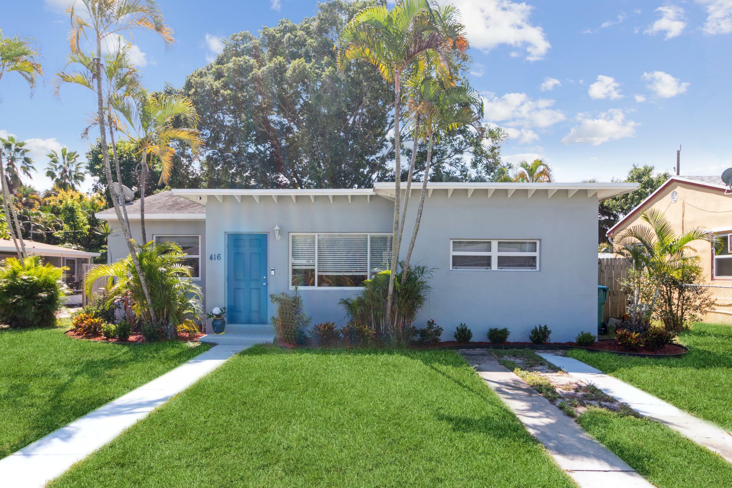 Property Photo: 416 W Ocean Avenue FL 33435