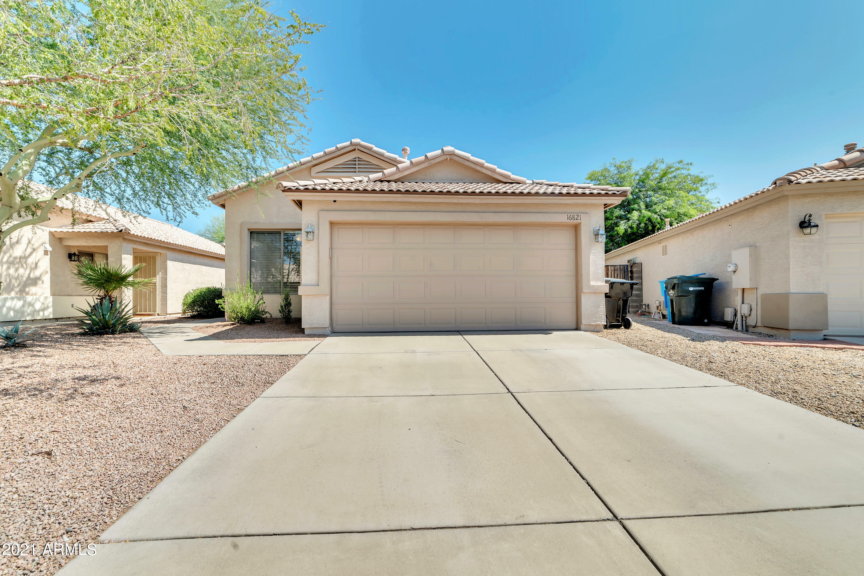 Property Photo:  16821 N 18th Place  AZ 85022 