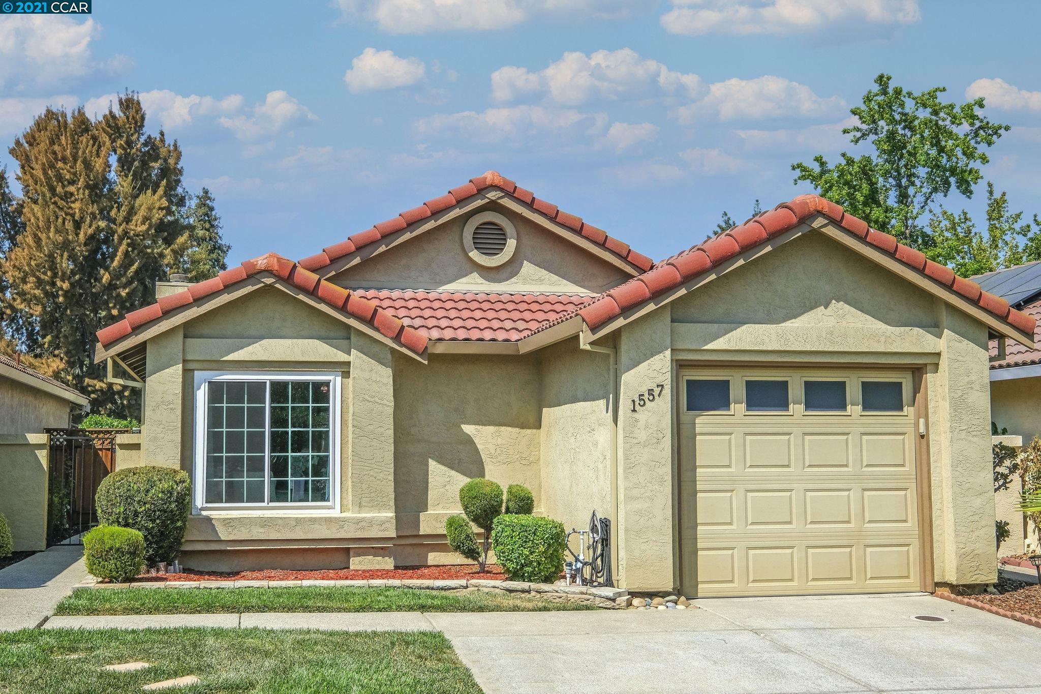 Property Photo:  1557 Lyric Ln  CA 94521 