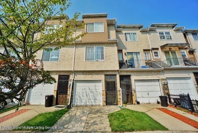 50 Long Pond Lane  Staten Island NY 10304 photo
