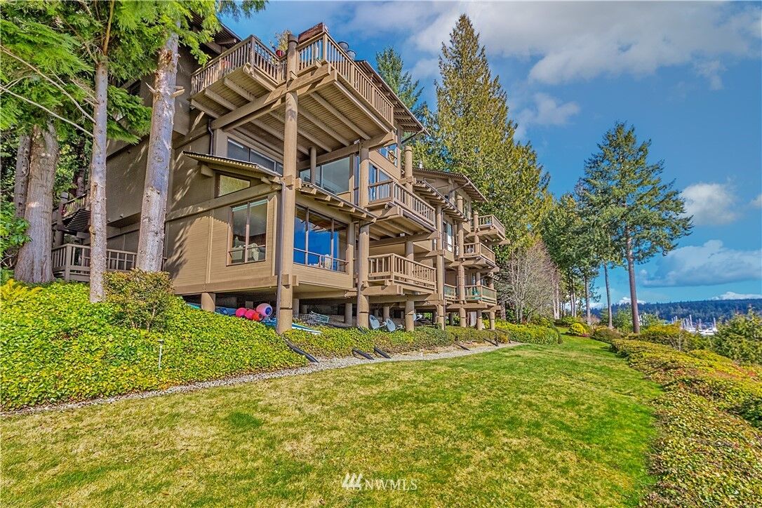 Property Photo:  91 North Bay Lane 3  WA 98365 