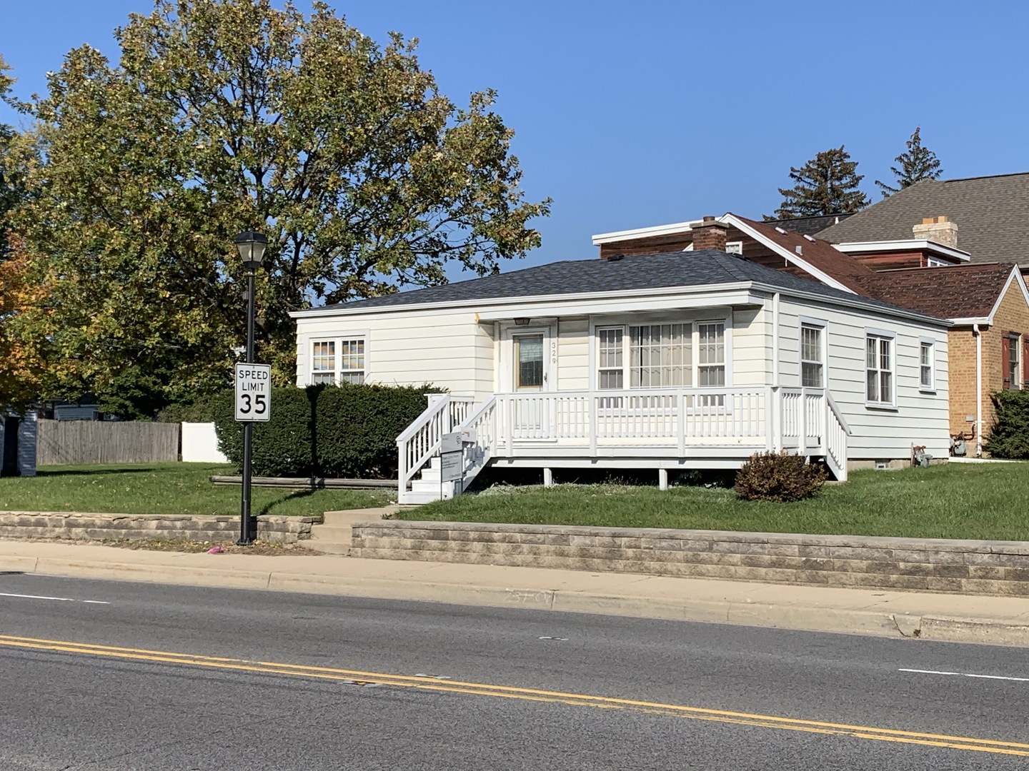 Property Photo:  329 W North Avenue  IL 60126 