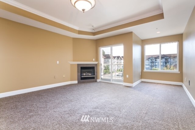 Property Photo: 251 W Bakerview Road 301 WA 98226