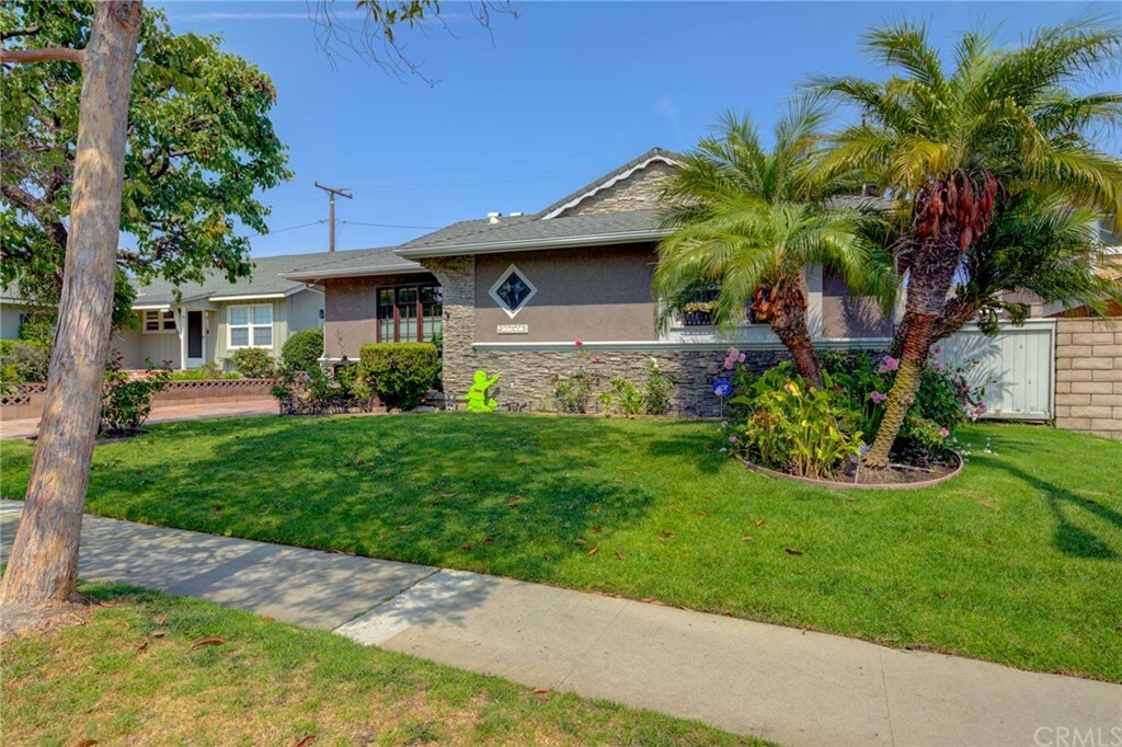 Property Photo:  21718 Ladeene Avenue  CA 90503 