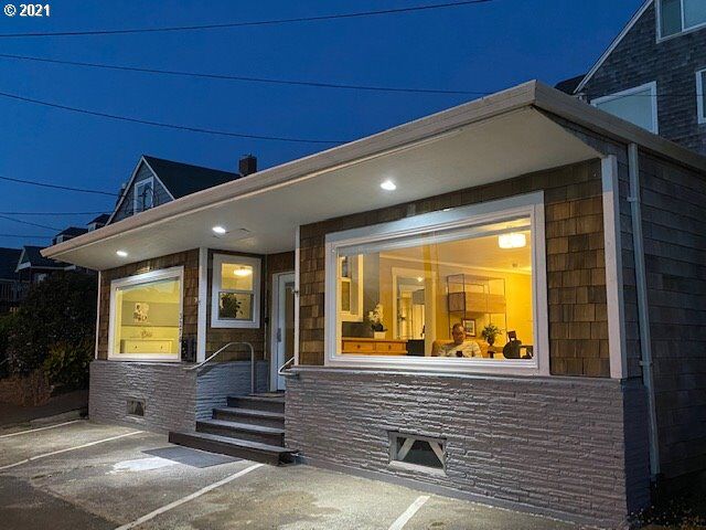 3276 SW Anchor Ave  Lincoln City OR 97367 photo